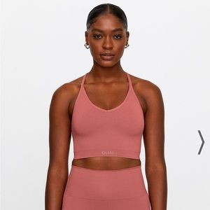 SET ACTIVE x Ouai Sculptflex Ribbed V Top/Bra in Melrose Place